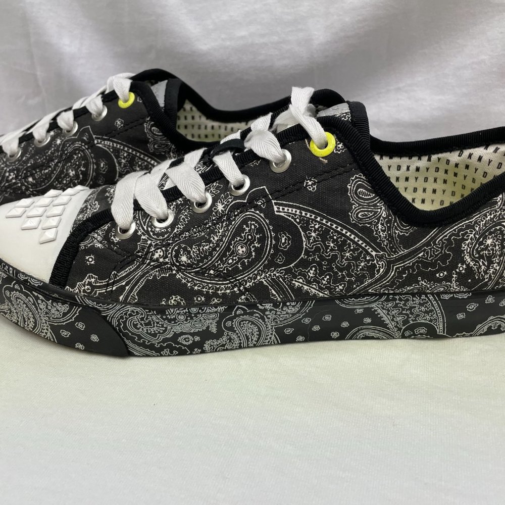 DKNY BARBARA STUDS SNEAKERS **VERY RARE** - Picture 2 of 9